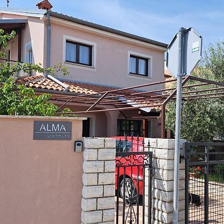 Apartmani Alma Pula Exterior foto