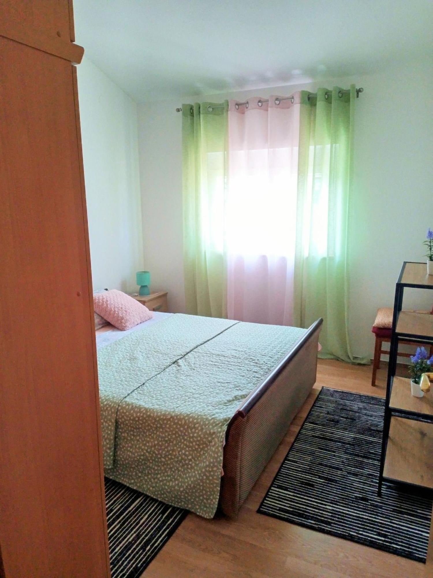 Apartmani Alma Pula Exterior foto