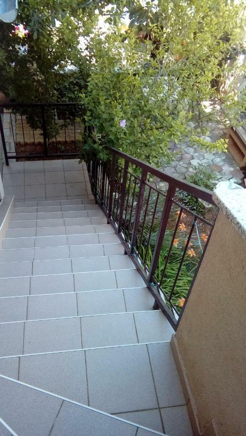 Apartmani Alma Pula Exterior foto